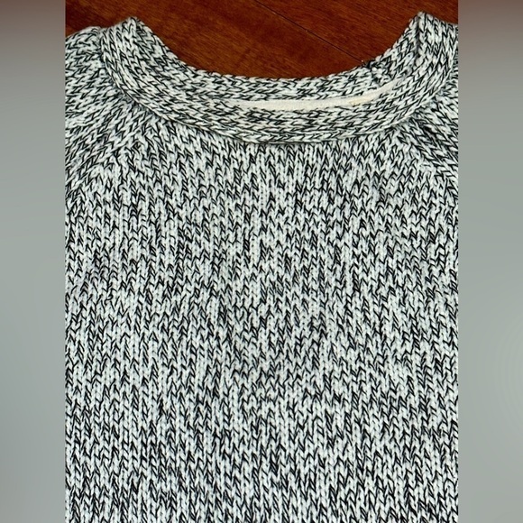 Alya Black & White Sweater with Cut-Out Shoulders & Pretty Openings on Back - Picture 4 of 8